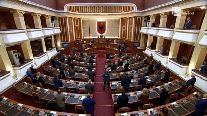 Καμία οικονομική διαφάνεια στα αλβανικά κόμματα