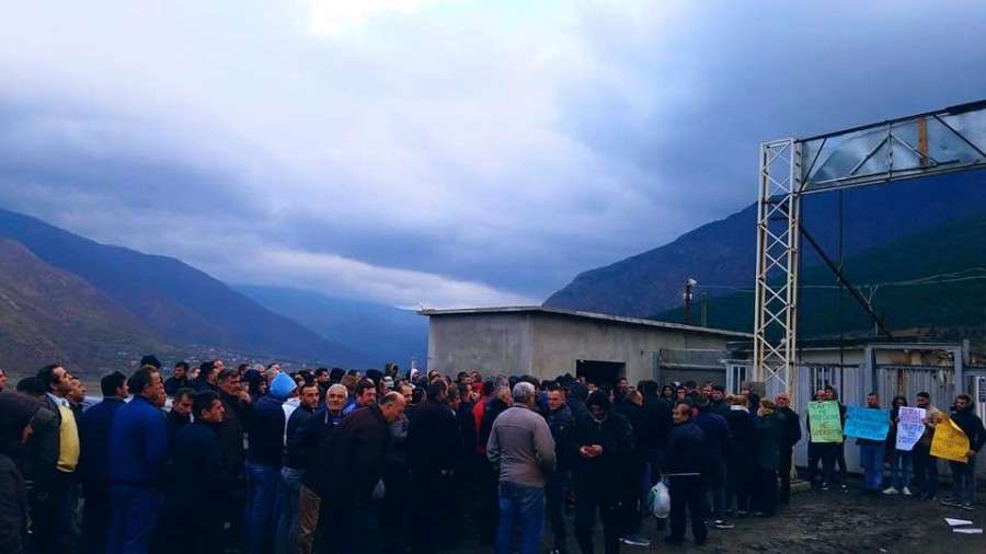 Απεργία Αλβανών ανθρακωρύχων που παραμένουν για μήνες απλήρωτοι