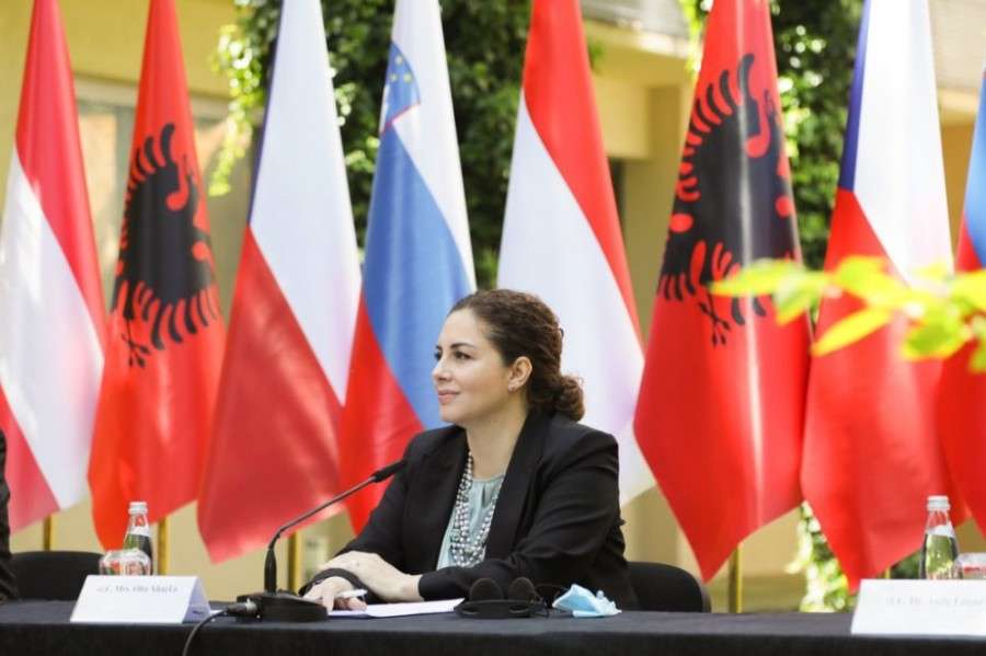 Αλβανίδα ΥΠΕΞ: Έχουμε εκπληρώσει τους όρους της ΕΕ