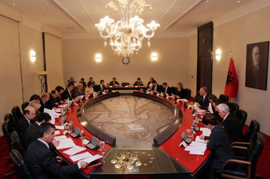 Αδιαφάνεια στις δημόσιες δαπάνες από την αλβανική κυβέρνηση (έρευνα)