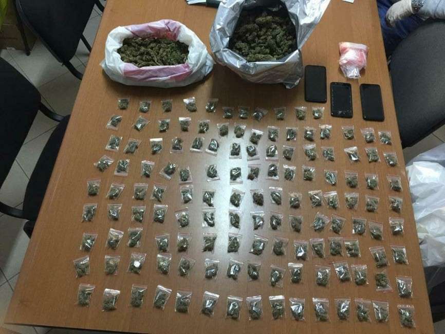 Σύλληψη δύο Αλβανών για διακίνηση ναρκωτικών στην Κρυσταλλοπηγή