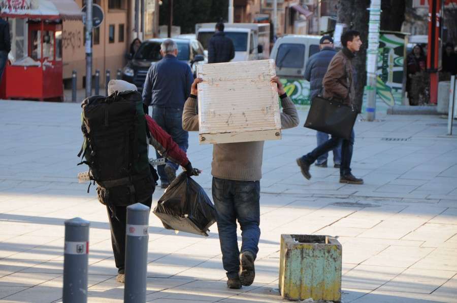 Ραγδαία αύξηση της ανεργίας στην Αλβανία - Μονό το 59% εργάζεται