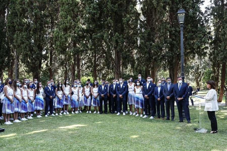 Συνάντηση της Ελληνίδας ΠτΔ  με όλους τους Έλληνες αθλητές που έλαβαν μέρος στους Ολυμπιακούς Αγώνες στο Τόκιο