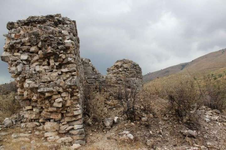 Σπουδαία αρχαιοελληνική ανακάλυψη σε κάστρο κοντά στο Τεπελένι