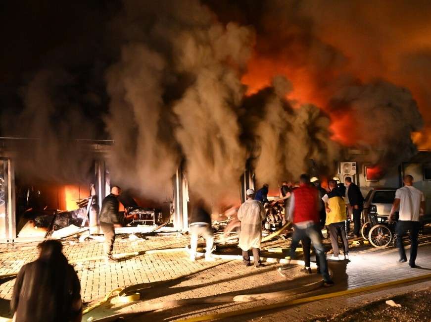 Τραγωδία στα Σκόπια με 14 νεκρούς από φωτιά που ξέσπασε σε μονάδα ασθενών COVID-19