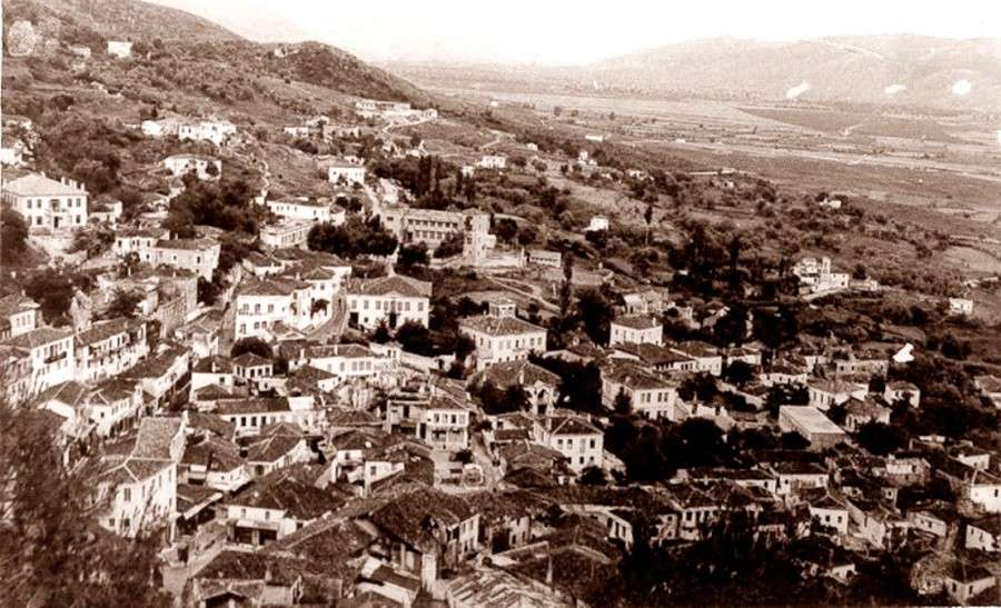 Η χαρά των Αλβανοτσάμηδων στην Παραμυθιά το 1940