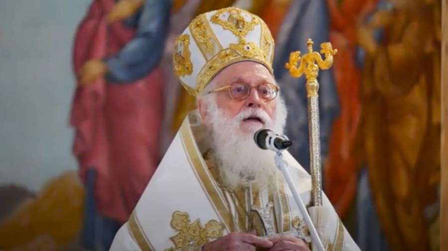 Αρχιεπίσκοπος Αναστάσιος: «Η πίστη θα μας σώσει» (βίντεο)