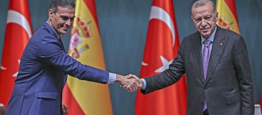 Στην Ελλάδα ο Ισπανός ΥΠΕΞ για διευκρίνηση των επαφών με την Άγκυρα