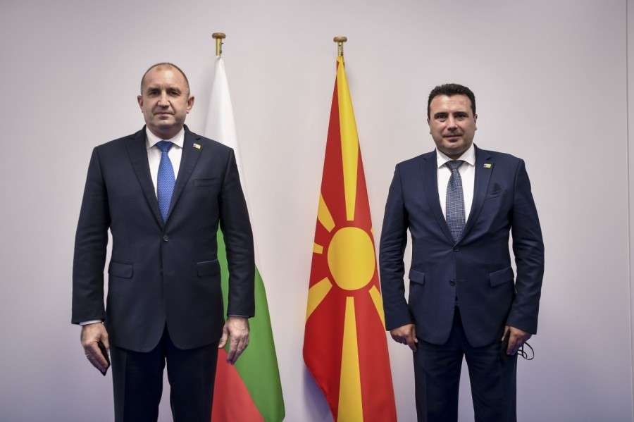 Η Βουλγαρία δεν σκοπεύει να άρει το βέτο απέναντι στα Σκόπια σύντομα