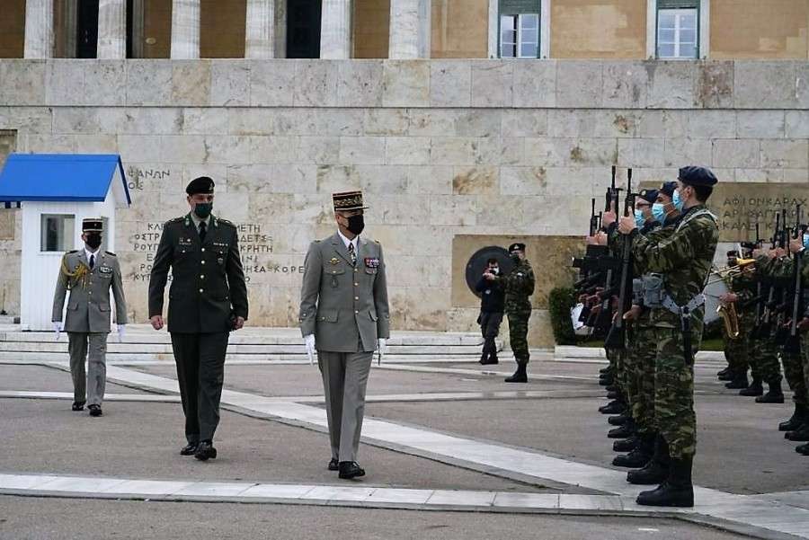 Στην Ελλάδα ο Αρχηγός του Επιτελείου Άμυνας της Γαλλίας (βίντεο)
