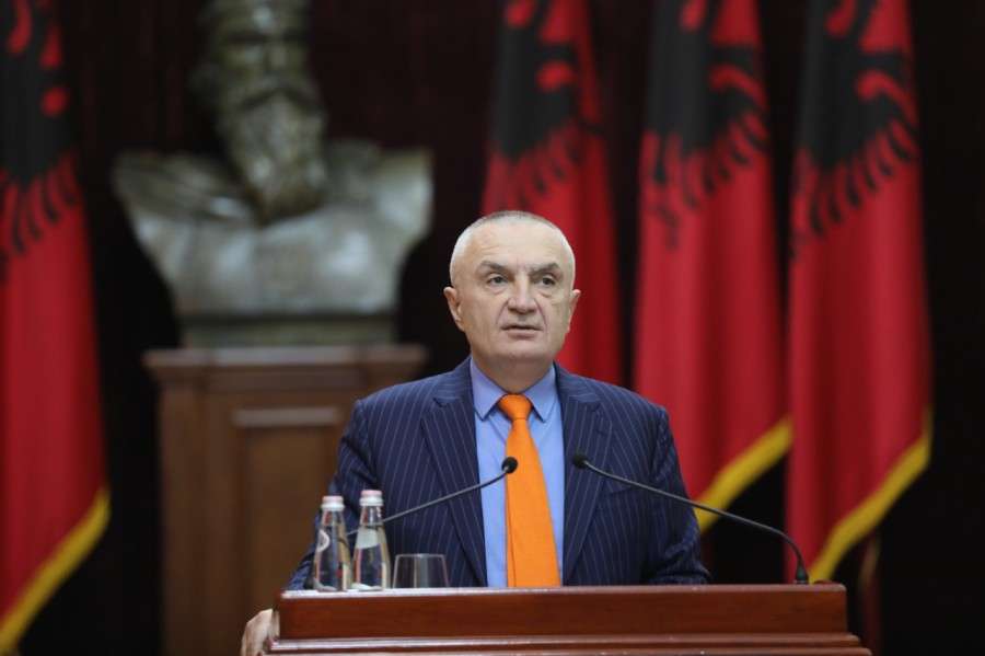 Αλβανία: Ο Μέτα ζητά πειθαρχική εξέταση κατά του μέλους του Συνταγμ. Δικαστηρίου