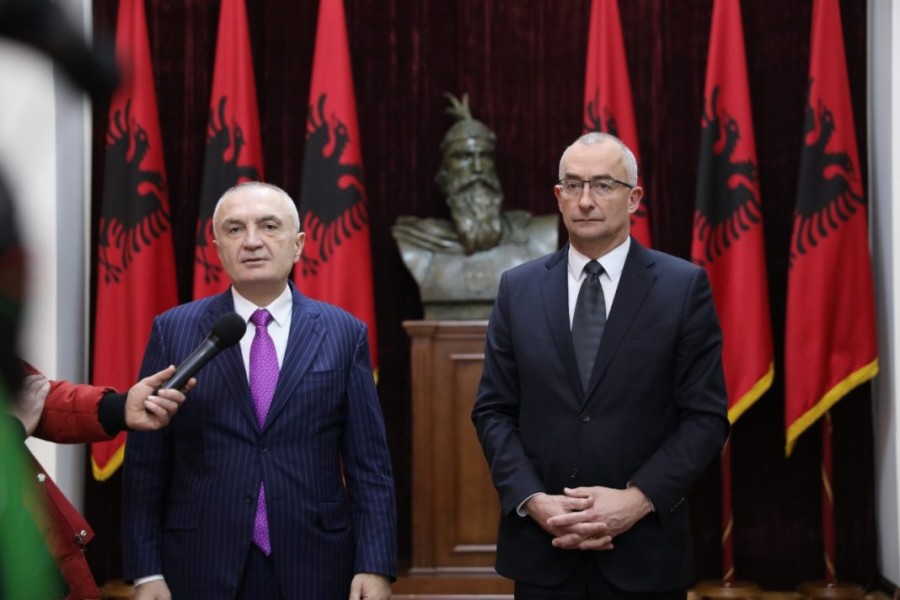 Την ακλόνητη υποστήριξη στην Αλβανία εξέφρασε ο Ούγγρος ΥΠΕΞ