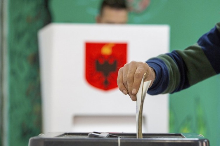 Αλβανία: Νίκη του Σοσιαλιστικού στις ενδιάμεσες τοπικές εκλoγές