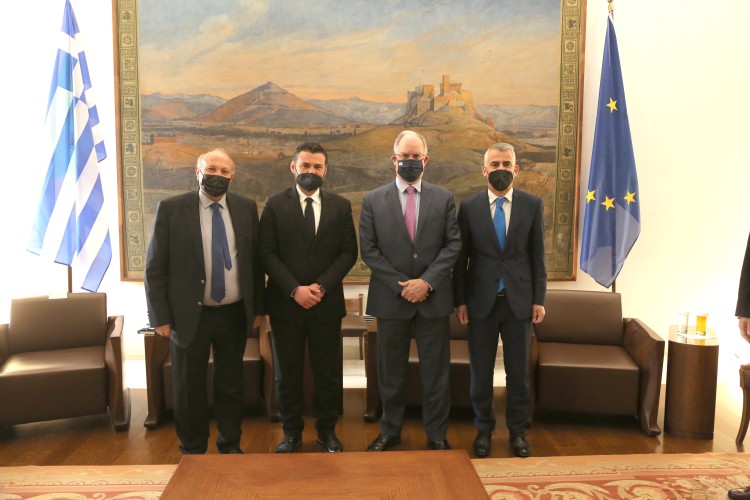 Συνάντηση αντιπροσωπείας ΟΜΟΝΟΙΑΣ και ΚΕΑΔ με τον Πρόεδρο της Βουλής των Ελλήνων