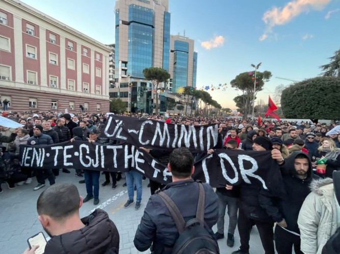 Πέμπτη ημέρα συνεχόμενων διαμαρτυριών στην Αλβανία