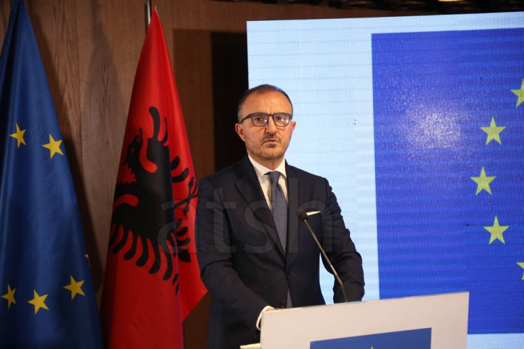 Soreca: Πιθανόν τον Ιούνιο οι διαπραγματεύσεις ΕΕ - Αλβανίας