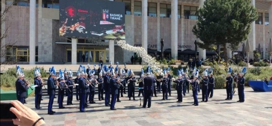 Στα Τίρανα ακούστηκε ο Ελληνικός εθνικός ύμνος (βίντεο)