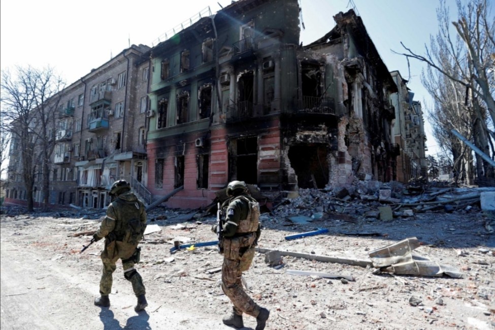 Ρωσικό τελεσίγραφο στους στρατιώτες που υπερασπίζονται τη Μαριούπολη