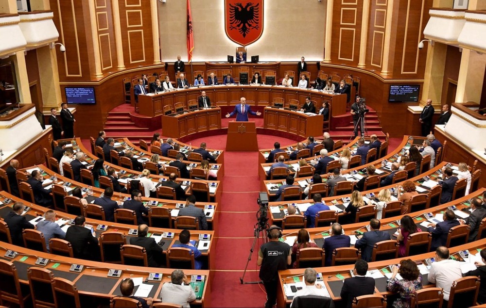 Στις 4 Μαΐου ο πρώτος γύρος εκλογής του νέου Προέδρου της Αλβανίας