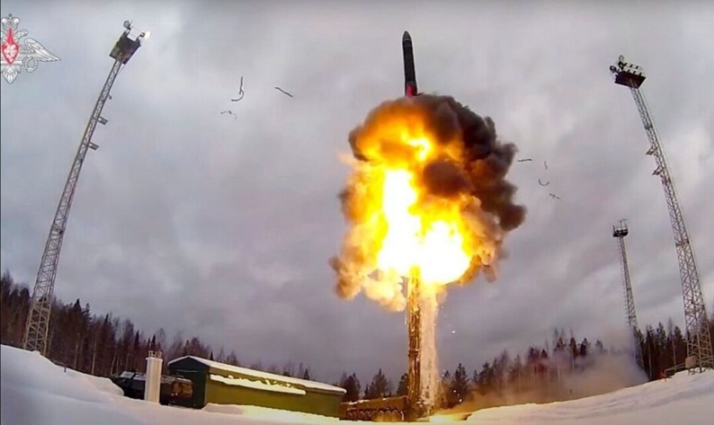 Η Μόσχα ετοιμάζεται να αναπτύξει τους βαλλιστικούς πυραύλους Sarmat