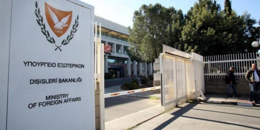 Το Κυπριακό ΥΠΕΞ για το ενδεχόμενο άρσης του εμπάργκου όπλων από τις ΗΠΑ