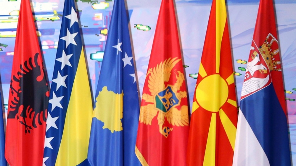 Δυτικά Βαλκάνια - Χοντραίνει το διπλωματικό πόκερ