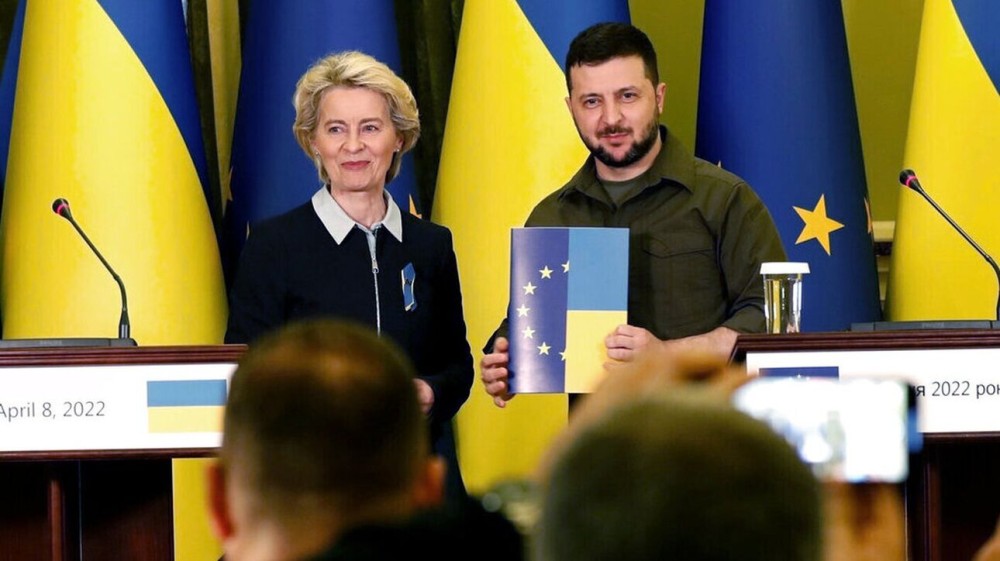 Η Ουκρανία επισήμως υποψήφια για ένταξη στην ΕΕ