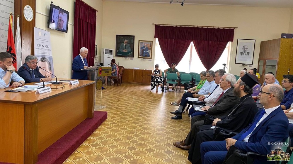 Κορυτσά: Διοργανώθηκε συνέδριο για τον Φαν Νόλι - Εκπροσωπεία Αρχιεπισκόπου Αναστασίου