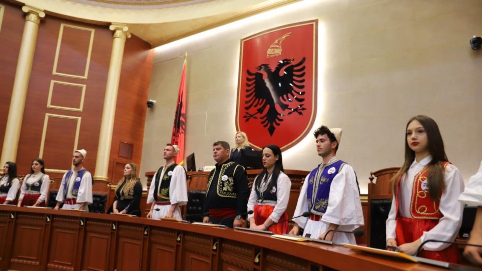 Στην Ευρωπαϊκή Επιτροπή η αλυτρωτική εκδήλωση στην αλβανική βουλή