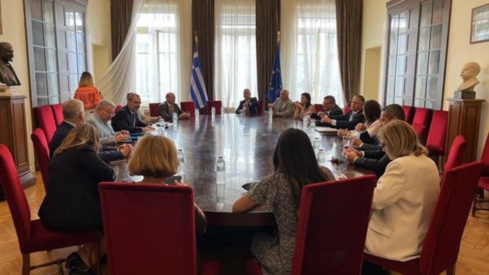 Συνάντηση Κατσανιώτη με εκπροσώπους της Παγκόσμιας Διακοινοβουλευτικής Ένωσης Ελληνισμού