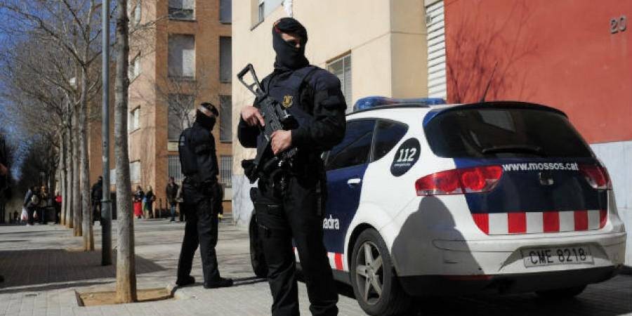 Καταζητούμενος για τρομοκρατία, 35χρονος Αλβανός που συνελήφθη στην Ισπανία, απειλεί με θάνατο αστυνομικούς