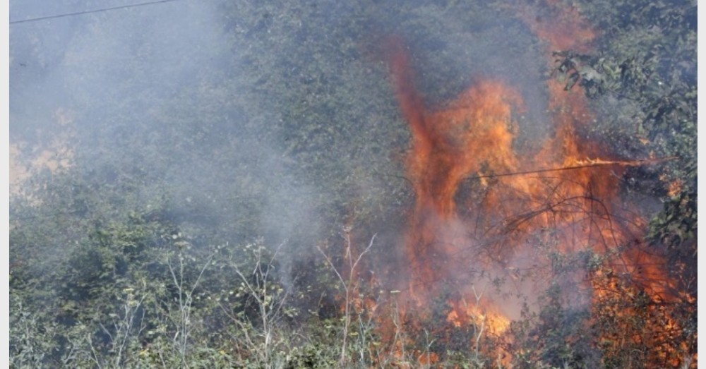 Μαίνονται για τρίτη μέρα οι πυρκαγιές στα μειονοτικά χωριά