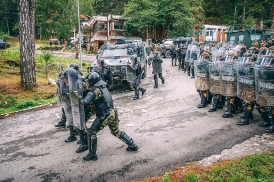 Αυξάνονται τα στρατεύματα της KFOR στο Κοσσυφοπέδιο