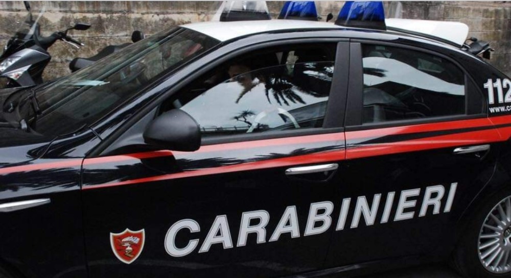 Αλβανός συλλαμβάνεται στην Ιταλία καθώς έκλεψε 16 βαν στο Μιλάνο μαζί με τον Ιταλό φίλο του