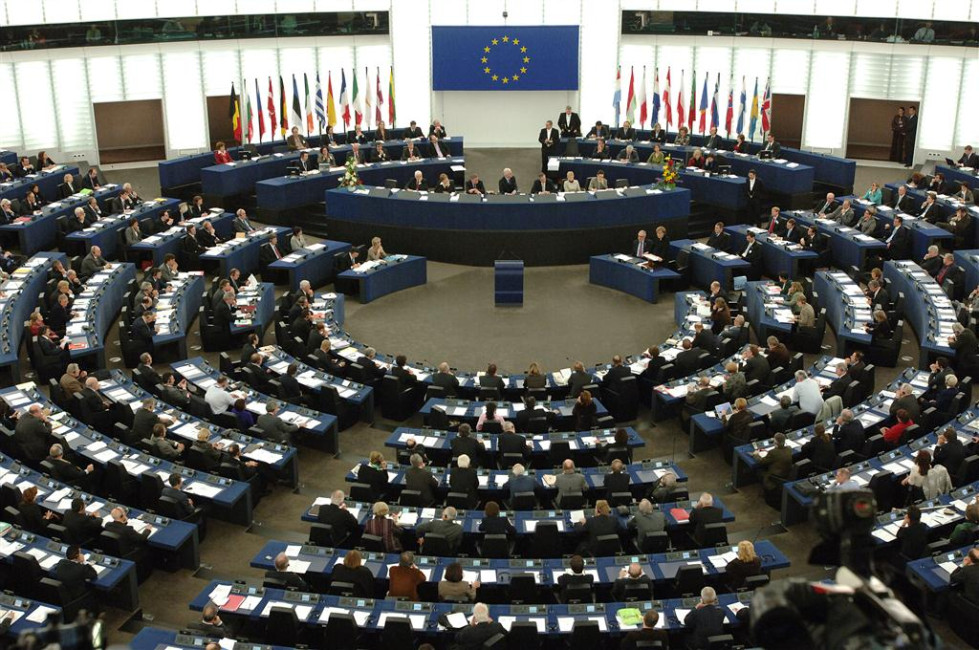 ΕΚ: Ψήφισμα για την αύξηση της διαφάνειας στην Αλβανία