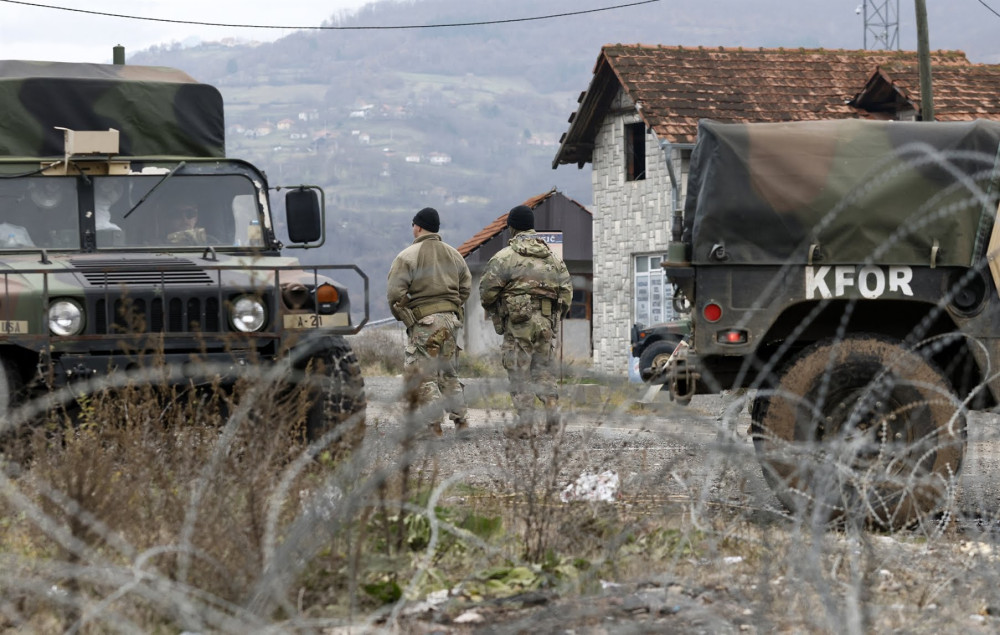 9b0de679d9c902fdeb797689cc77fbfb_Serbia_Kosovo_Tension_75079-40835 Υπό εξέταση το αίτημα της Σερβίας για αποστολή στρατευμάτων στη ζώνη αναταράξεων
