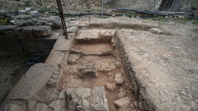 Σημαντικά ερωτήματα απαντά η ανασκαφή στα Αχαρνά της Κρήτης