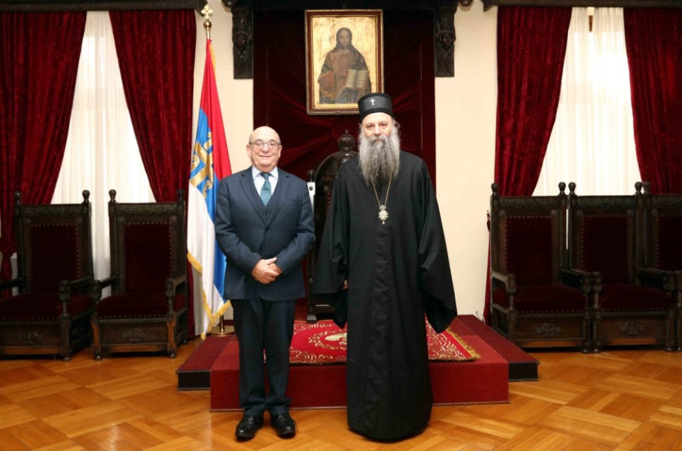 Συνάντηση του απεσταλμένου Ην. Βασιλείου για τα Δ. Βαλκάνια με τον Πατριάρχη Σερβίας