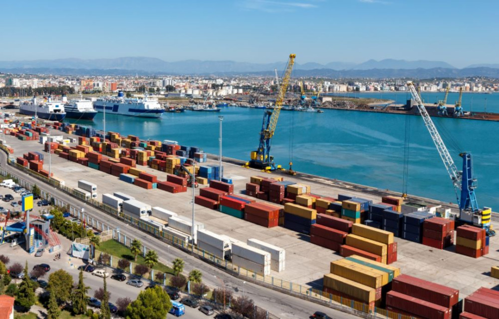PORT-I-DURRESIT 33 χιλιάδες ευρώ κατέσχεσε η αστυνομία στο λιμάνι του Δυρραχίου