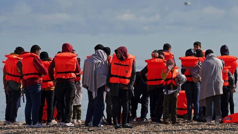 43 εκατομμύρια ευρώ επωφελήθηκαν οι διακινητές από Αλβανούς λαθρομετανάστες