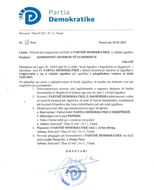 1 Οι δημοκρατικοί του Μπερίσα αιτήθηκαν την εγγραφή τους στην εκλογική επιτροπή