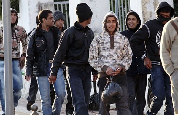 Immigrants-Massively-Leaving-Greece 1 στους 3 Αλβανούς είναι μετανάστης