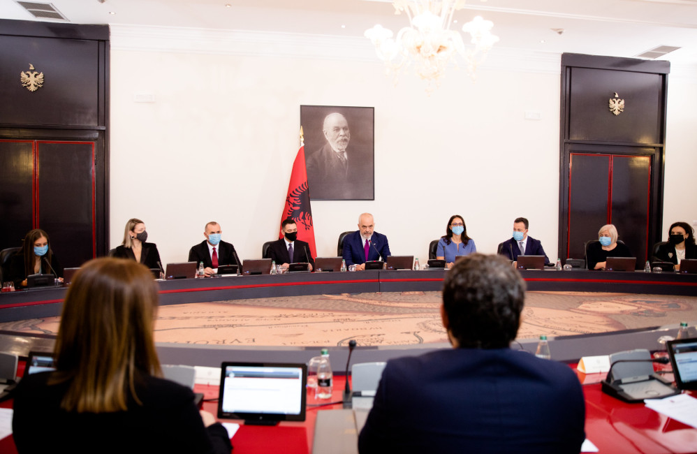 860 εκατ. ευρώ χρέος της αλβανικής κυβέρνησης για τις κατασχεθείσες περιουσίες πολιτών κατά τον κομμουνισμό