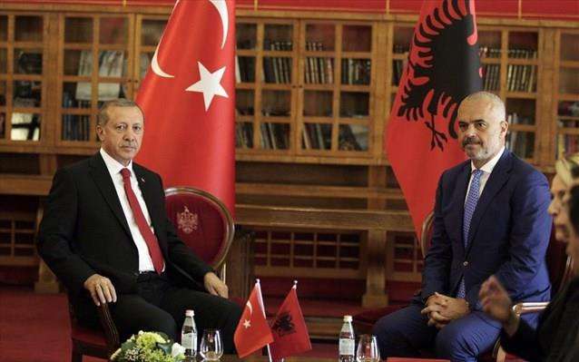 Αλβανο-Τουρκικη απειλή δίπλα μας!