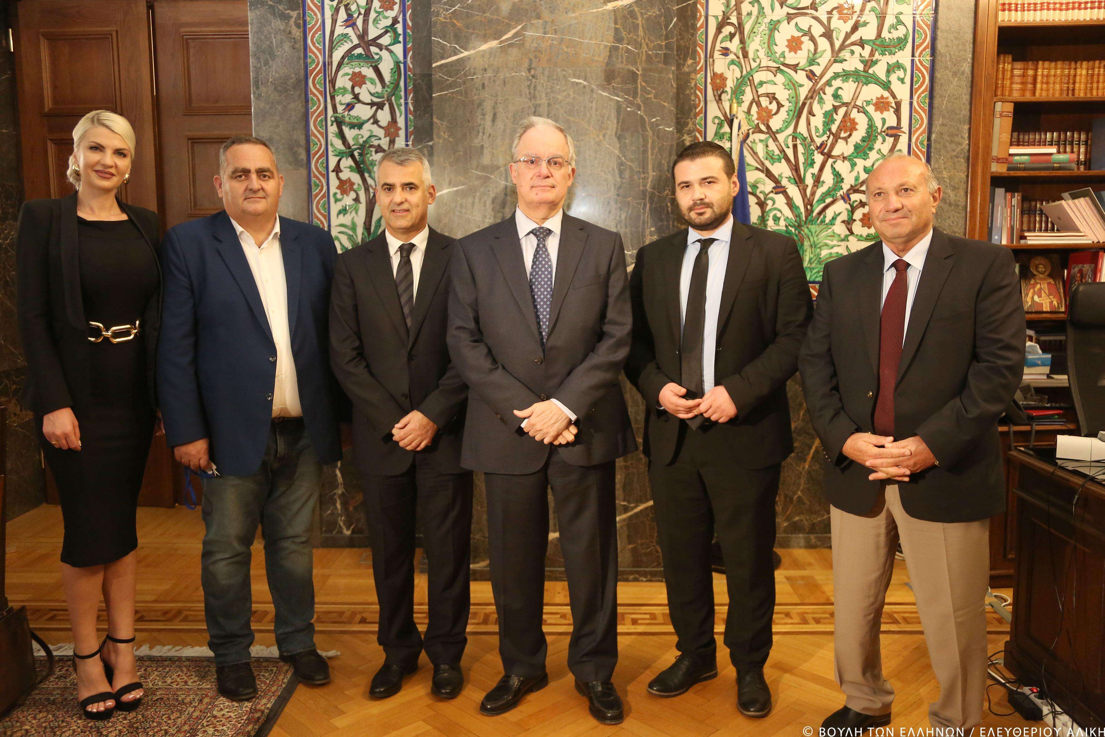  Συνάντηση του Προέδρου της Βουλής με αντιπροσωπεία της Ελληνικής Εθνικής Μειονότητας Αλβανίας  Πηγή: Himara.gr | Ειδήσεις απ' την Βόρειο Ήπειρο