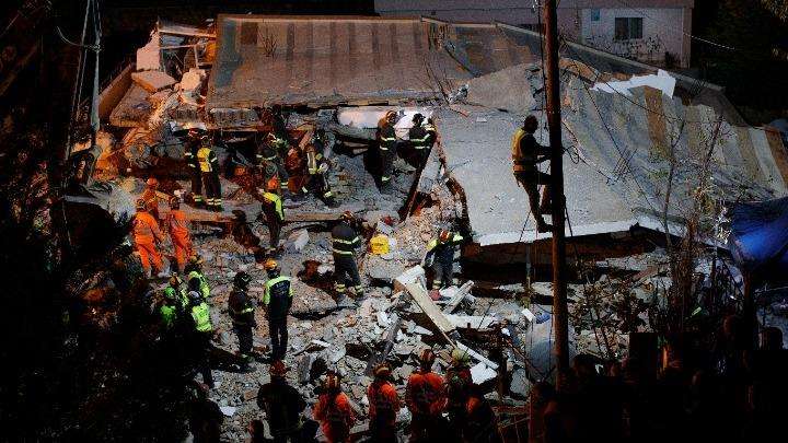 Αλβανία: 40 νεκροί και 5 αγνοούμενοι από τον φονικό σεισμό (live βίντεο)