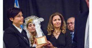 Μεγαλειώδης παρέλαση των Βορειοηπειρωτών στην Βοστώνη, τίμησαν τον Κωνσταντίνο Κατσίφα (φώτο + βίντεο) 7 b2ap3 small 56927155 654312488321753 2864747434154655744 n