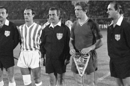 ajax_-_17_nentori_tirana_1.jpg