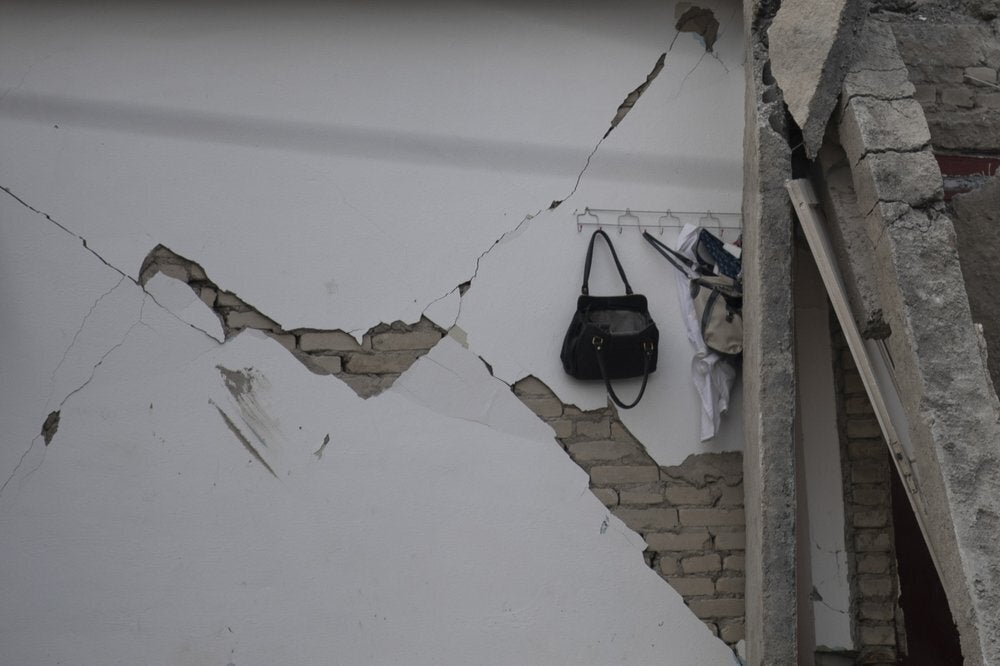 Το πέρασμα του φονικού σεισμού στην Αλβανία (φωτογραφίες) 5 5de4b60f2500005723d2eccc