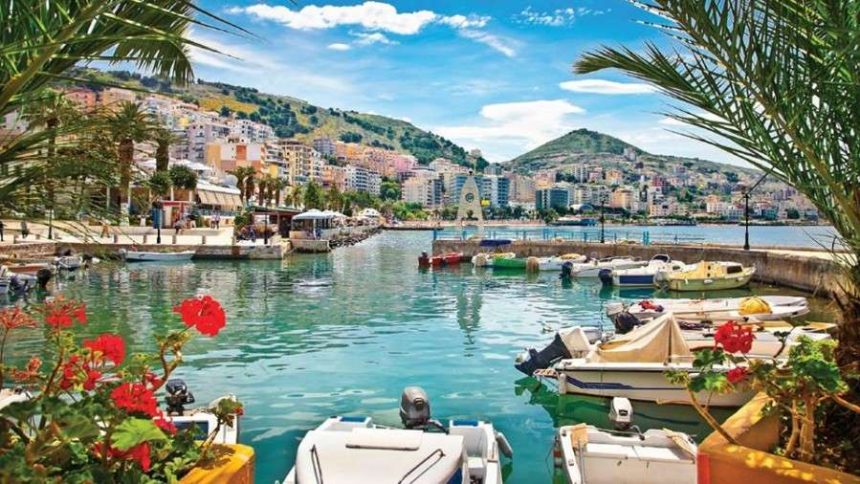 Ένα βιβλίο για την ελληνικότητα της πόλης των Αγίων Σαράντα 1 18119289_1923276434570706_7164275938557621106_n.jpg